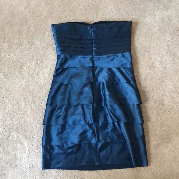 Strapless dress size small (4-6) - Picture 2 of 12
